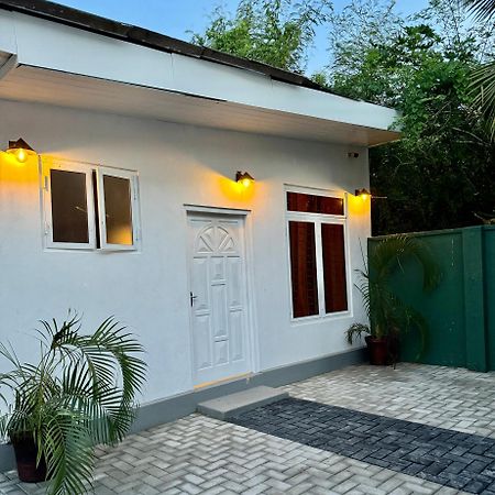 D Plus Resort Negombo Zewnętrze zdjęcie