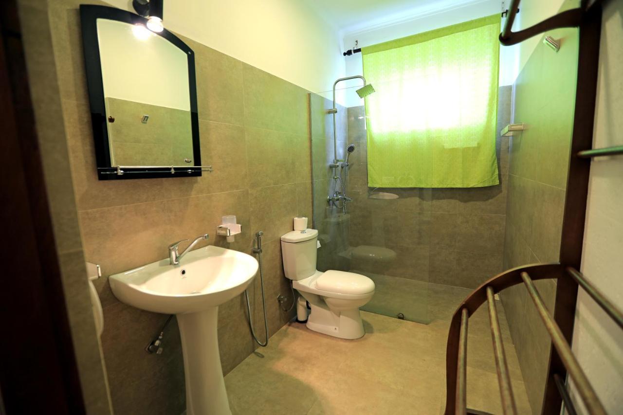 D Plus Resort Negombo Zewnętrze zdjęcie