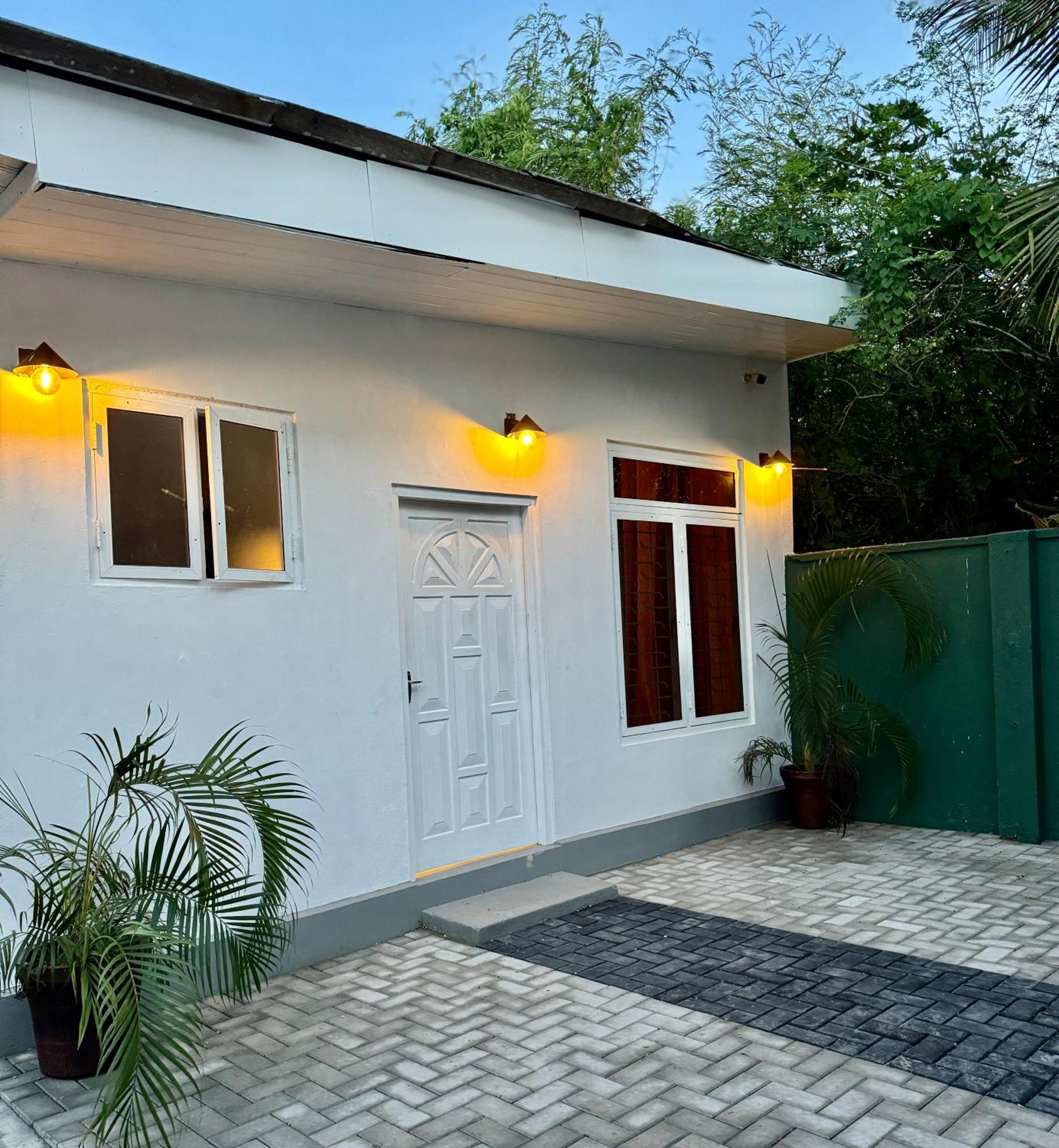 D Plus Resort Negombo Zewnętrze zdjęcie